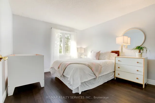 Additional image 22 of 25 Brookbank Crt