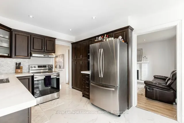 Additional image 6 of 120 Candy Cres