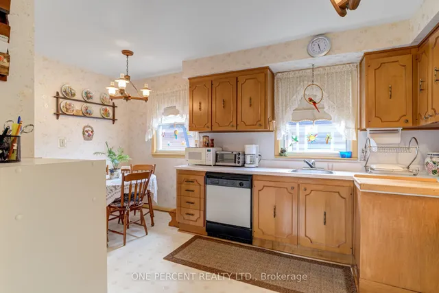 Additional image 16 of 111 Confederation Dr