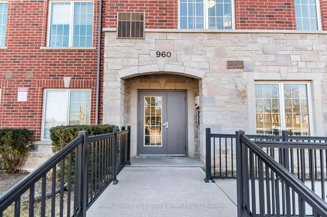 Additional image 40 of 960 Bloor St Unit 204