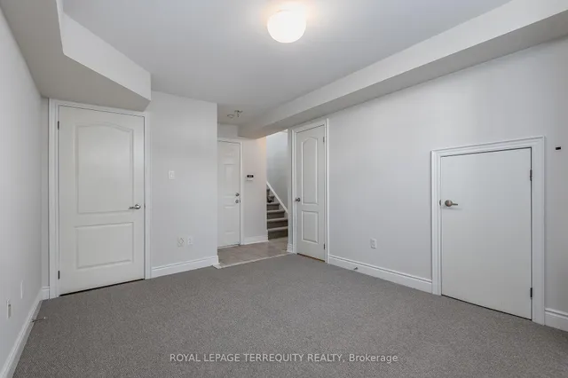 Additional image 35 of 37 Shires Lane