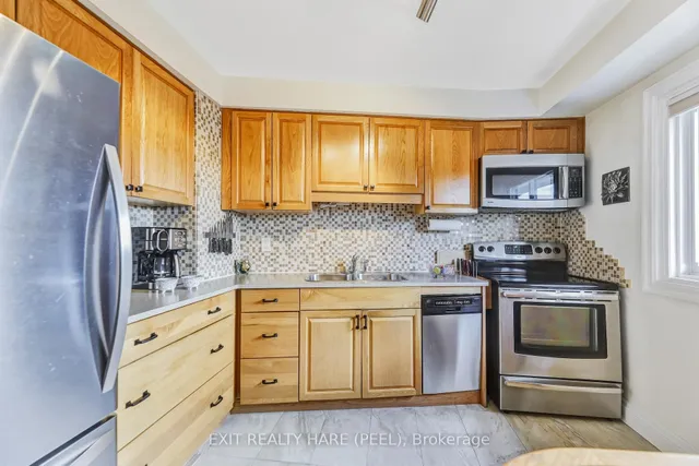 Additional image 9 of 43 Ashton Cres Unit 43