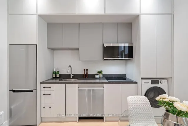 Additional image 33 of 266 Westlake Ave