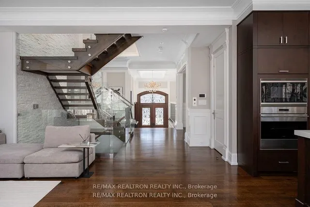 Additional image 31 of 86 Hillcrest Ave