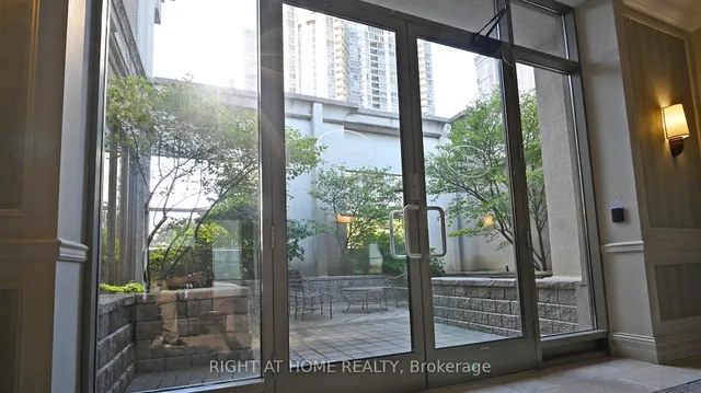 Additional image 48 of 35 Kingsbridge Garden Circ Unit 2108