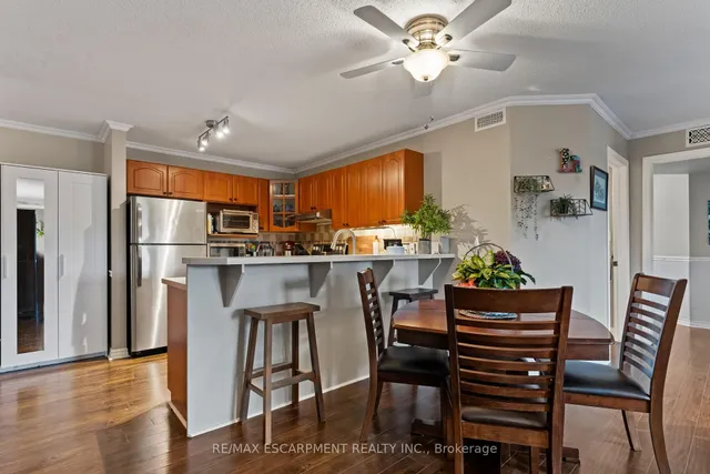 Additional image 6 of 2030 Cleaver Ave Unit 302