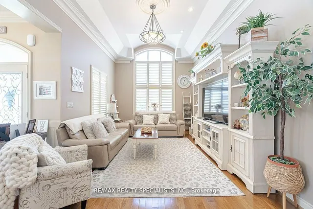 Additional image 8 of 1 Odeon St