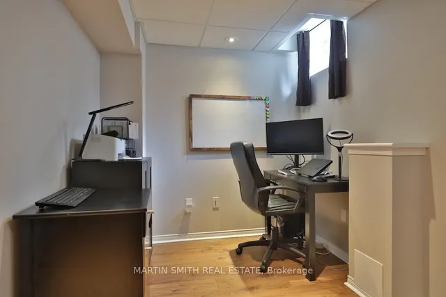 Additional image 21 of 2406 Curtis Rd