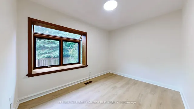 Additional image 18 of 34 Cedarbank Cres