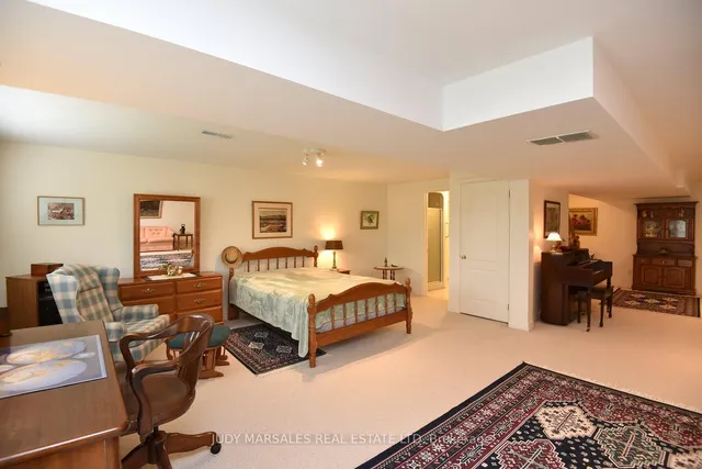 Additional image 34 of 47 Main St Unit 26