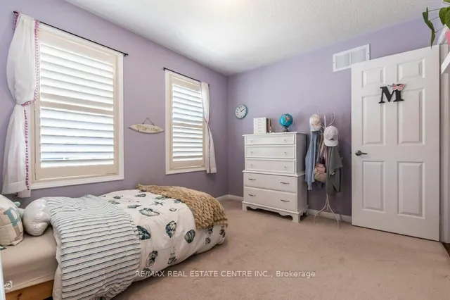 Additional image 26 of 328 Baverstock Cres