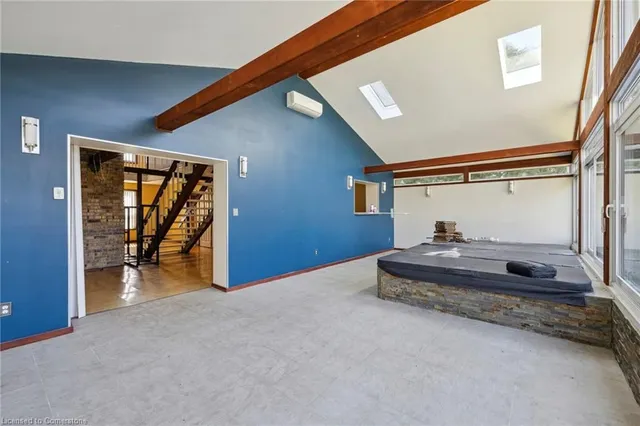 Additional image 12 of 827 6th Concession Rd