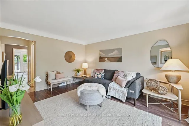 Additional image 3 of 361 East 23rd St