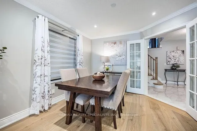 Additional image 3 of 6 Niles Crt