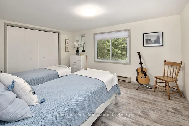 Additional image 26 of 64 Thompson Ave