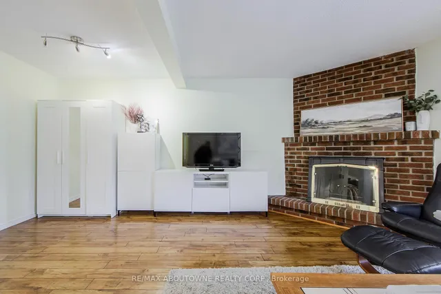 Additional image 11 of 2385 Woodward Ave Unit 33