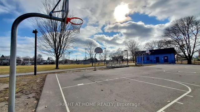 Additional image 46 of 1 Massey Sq Unit 1418