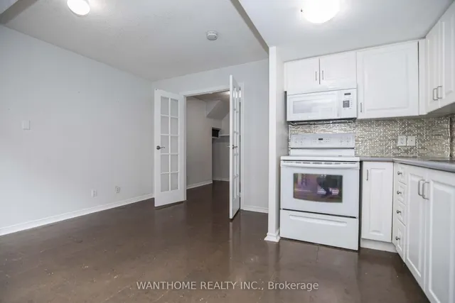 Additional image 14 of 30 Western Battery Rd Unit 318