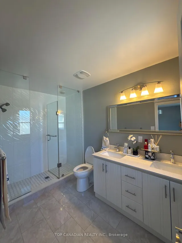Additional image 17 of 55 English Ivyway Way Unit 62