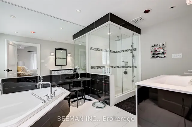 Additional image 19 of 26 Farrington Dr