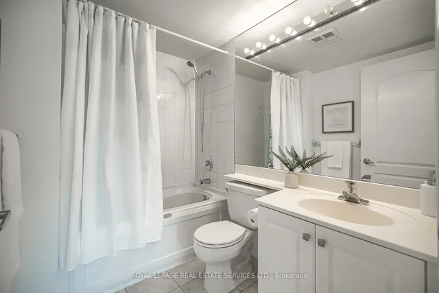 Additional image 15 of 18 William Carson Cres Unit 811
