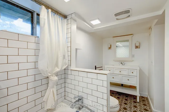 Additional image 17 of 82 Badgerow Ave