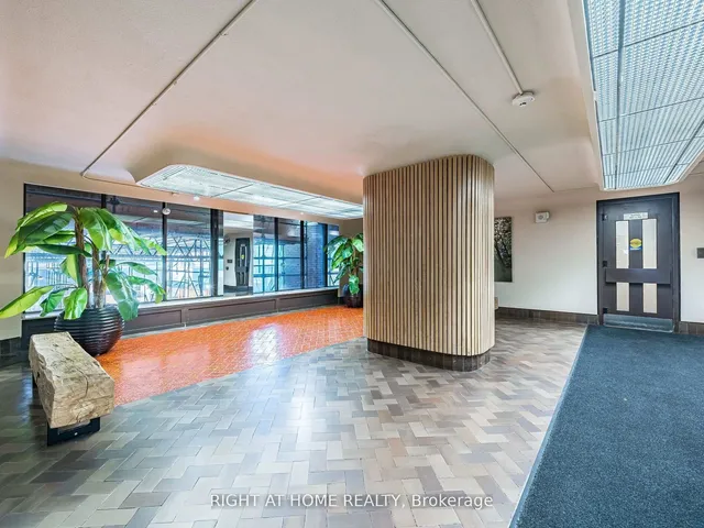 Additional image 3 of 1 Massey Sq Unit 2203