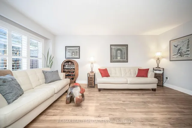 Additional image 19 of 72 Carisbrooke Crt