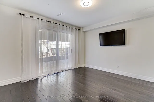 Additional image 40 of 1261 Consort Cres