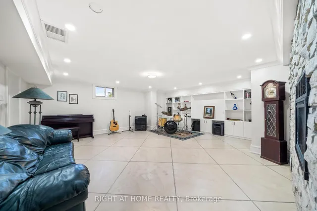 Additional image 40 of 403 Hess St