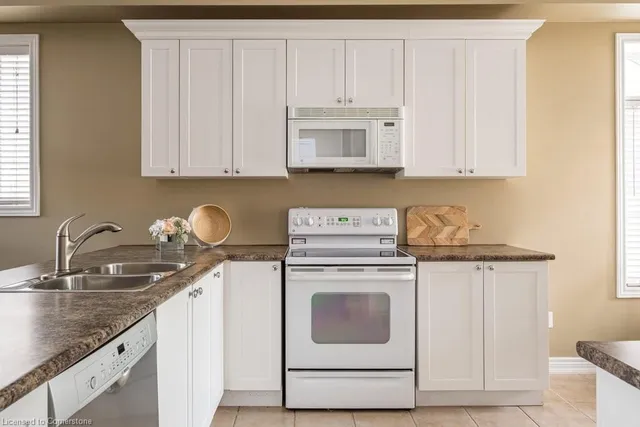 Additional image 10 of 15 Goldenview Crt