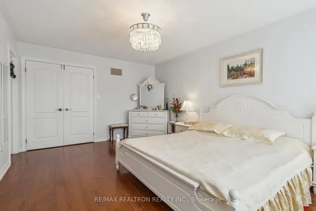 Additional image 23 of 33 Pidgeon St