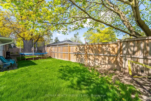 Additional image 49 of 2 Ferndale Cres