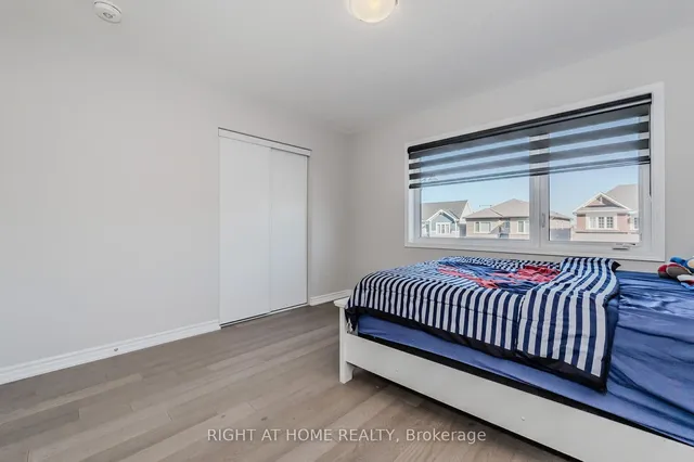 Additional image 19 of 154 HiStand Tr