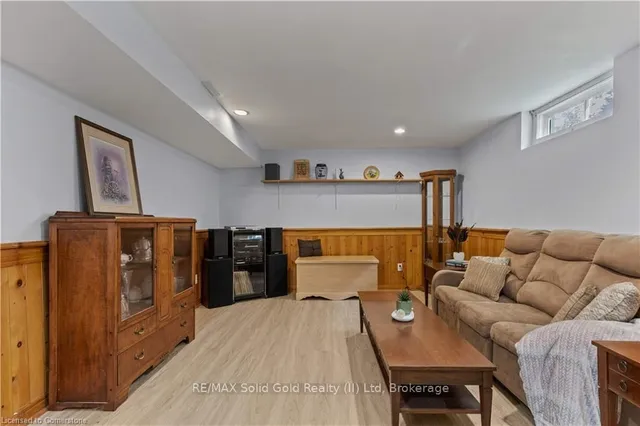 Additional image 19 of 344 Shelley Dr