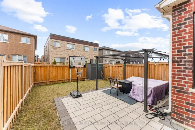 Additional image 39 of 12 Hubbell Rd