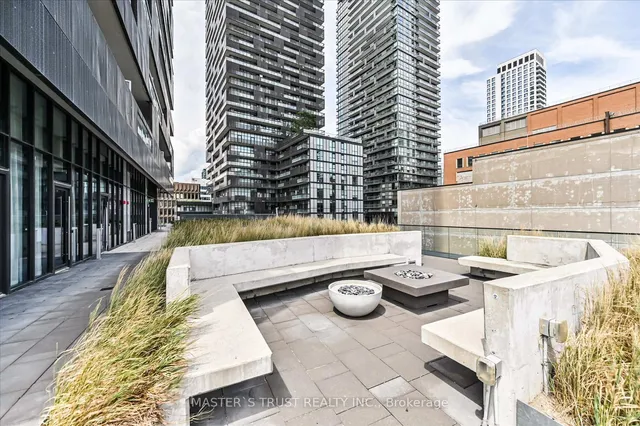 Additional image 37 of 8 Eglinton Ave Unit Ph 5801