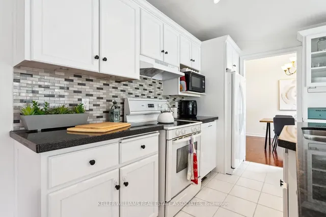 Additional image 13 of 656 Laurier Ave