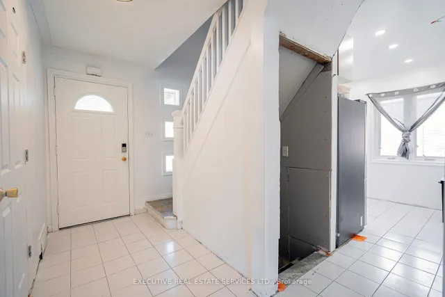 Additional image 10 of 49 Trethewey Dr