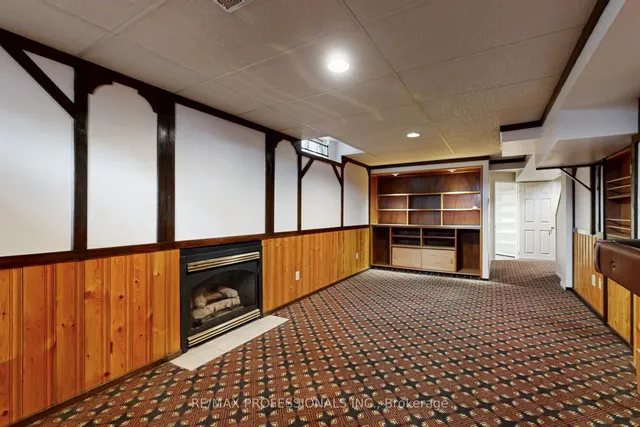 Additional image 32 of 1327 Greenwood Cres