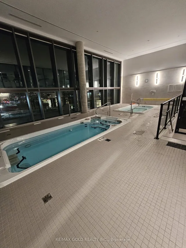 Additional image 45 of 15 Wellington St Unit 2905