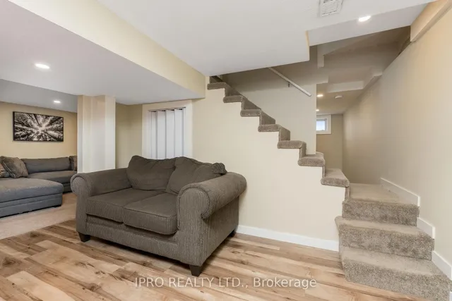 Additional image 16 of 74 Armstrong Ave