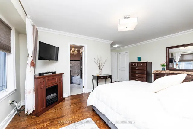 Additional image 20 of 134 Brownville Ave