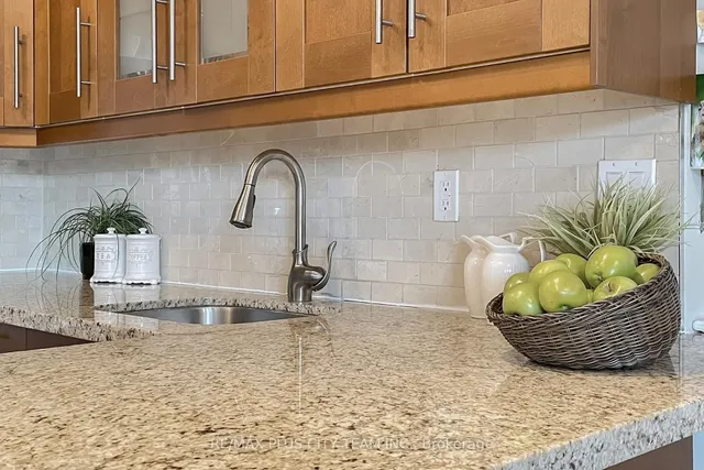 Additional image 16 of 35 Ormskirk Ave Unit 215