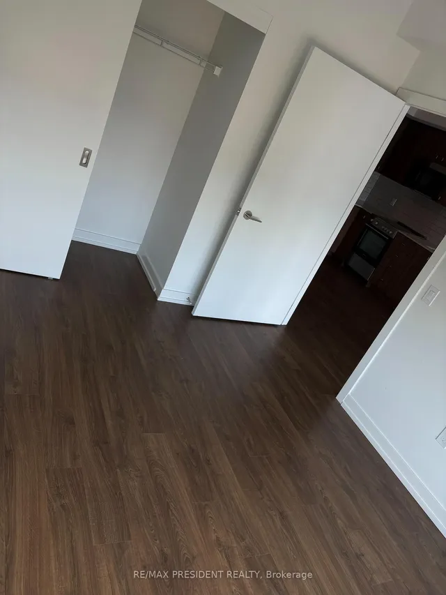 Additional image 8 of 5 Wellington St Unit 908