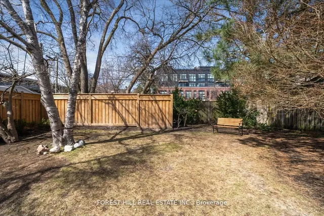 Additional image 36 of 10 Buller Ave Unit Th3