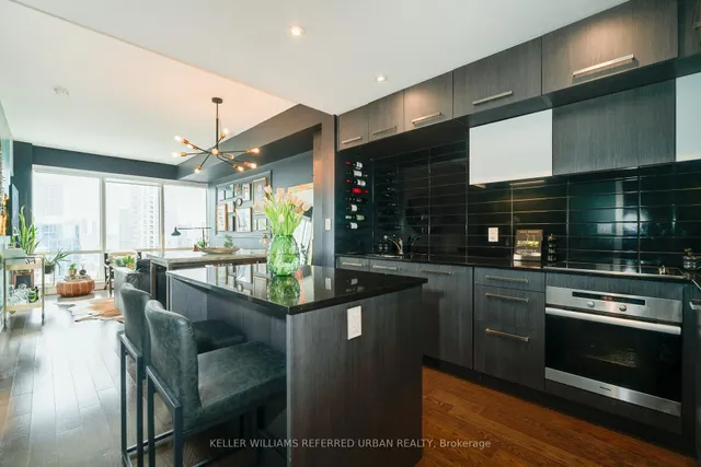 Additional image 9 of 8 The Esplanade N/A Unit 3607