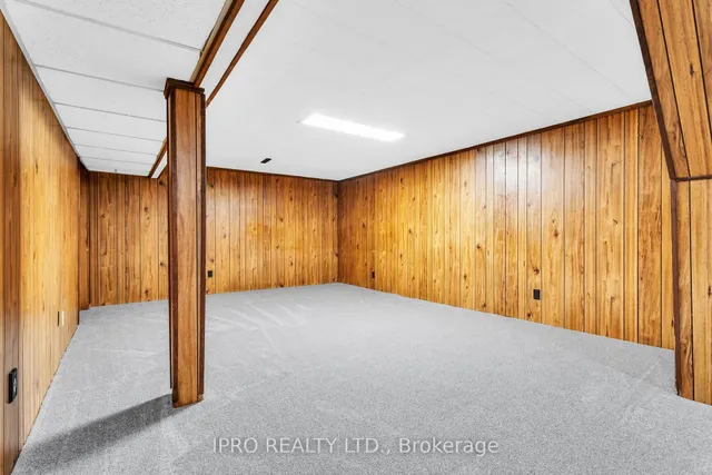 Additional image 27 of 40 Village Crt