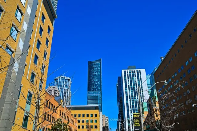 Additional image 24 of 386 Yonge St Unit 1021