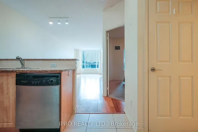 Additional image 10 of 481 Rosewell Ave Unit 408